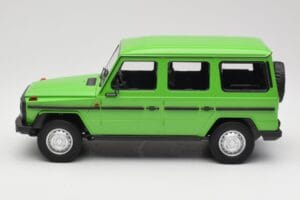 Mercedes G-Class W460 LWB Grün Minichamps 1:18 155038101 Metall — Bild 3 von 6