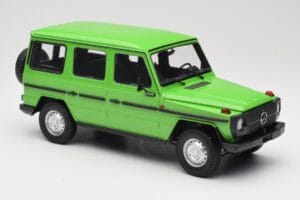 Mercedes G-Class W460 LWB Grün Minichamps 1:18 155038101 Metall — Bild 4 von 6
