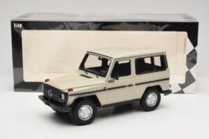 Mercedes G-Class W460 SWB Grey Metallic Minichamps 1:18 155038004 Metall — Bild 6 von 6