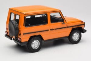 Mercedes G-Class W460 SWB Orange Minichamps 1:18 155038000 Metall — Bild 2 von 6
