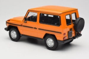 Mercedes G-Class W460 SWB Orange Minichamps 1:18 155038000 Metall — Bild 5 von 6