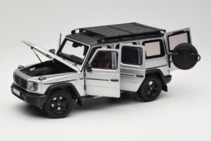 Mercedes G-Class W463 Iridium Silver Norev 1:18 183030 Metall — Bild 2 von 8