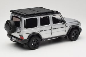 Mercedes G-Class W463 Iridium Silver Norev 1:18 183030 Metall — Bild 3 von 8