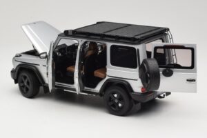 Mercedes G-Class W463 Iridium Silver Norev 1:18 183030 Metall — Bild 5 von 8