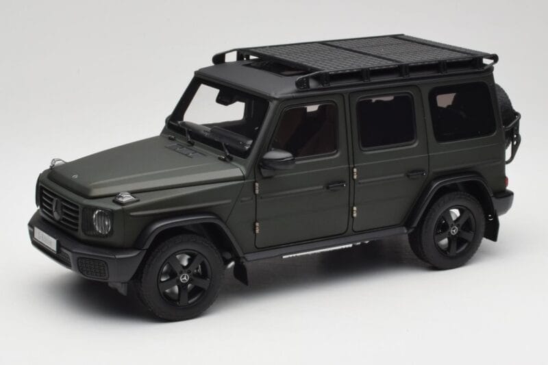 Mercedes G-Class W465 Olivgrün Norev 1:18 B66960662 Metall