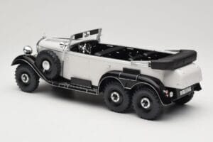 Mercedes G4 W31 Weiß MCG 1:18 MCG18208 Metall — Bild 5 von 6