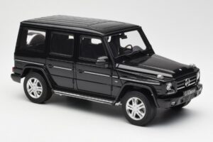 Mercedes G500 W463 Schwarz AUTOart 1:18 76216 Metall — Bild 6 von 8