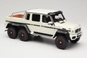 Mercedes AMG G63 6x6 W463 Weiss GT Spirit 1:18 GT100 Resin — Bild 4 von 6