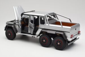 Mercedes AMG G63 W463 6x6 Iridium Silber AUTOart 1:18 76301 Komposit — Bild 5 von 8