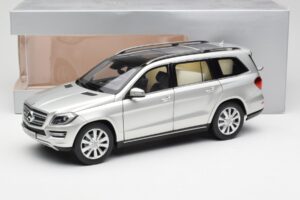 Mercedes GL-Class X166 Iridium Silber Metallic Norev 1:18 B66960097 Metall — Bild 8 von 8
