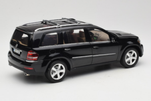 Mercedes GL X164 Obsidian Black Minichamps 1:18 B66962334 Metall — Bild 3 von 8