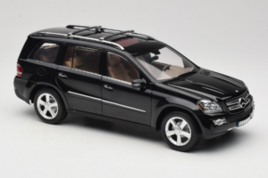 Mercedes GL X164 Obsidian Black Minichamps 1:18 B66962334 Metall — Bild 6 von 8