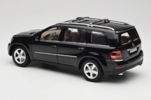 Mercedes GL X164 Obsidian Black Minichamps 1:18 B66962334 Metall — Bild 7 von 8
