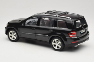 Mercedes GL X164 Period Brown Minichamps 1:18 B66962336 Metall — Bild 7 von 8