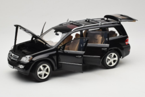 Mercedes GL X164 Tanzanite Blue Minichamps 1:18 B66962335 Metall — Bild 2 von 8
