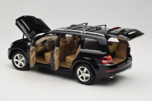 Mercedes GL X164 Tanzanite Blue Minichamps 1:18 B66962335 Metall — Bild 5 von 8