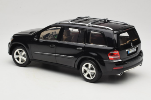 Mercedes GL X164 Tanzanite Blue Minichamps 1:18 B66962335 Metall — Bild 7 von 8