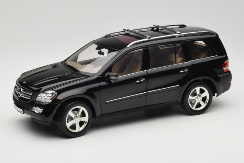 Mercedes GL X164 Tanzanite Blue Minichamps 1:18 B66962335 Metall