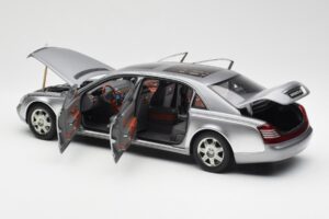 Maybach 62 LWB Himalaya Silber Dealer Edition AUTOart 1:18 B66962178 Metall — Bild 5 von 8
