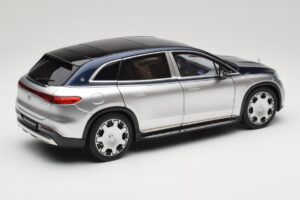 Mercedes Maybach EQS 680 V297 Blau NZG 1:18 1060/23 Metall — Bild 3 von 8