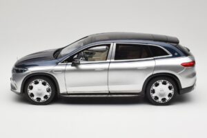 Mercedes Maybach EQS 680 V297 Blau NZG 1:18 1060/23 Metall — Bild 4 von 8