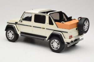Mercedes Maybach G650 Landaulet W463 Weiß Schuco 1:18 450017800 Metall — Bild 5 von 6