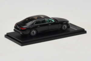 Mercedes Maybach S-Class W223 Brabus S850 Masterpiece Obsidian Black Almost Real 1:64 660101001 Metall — Bild 3 von 7