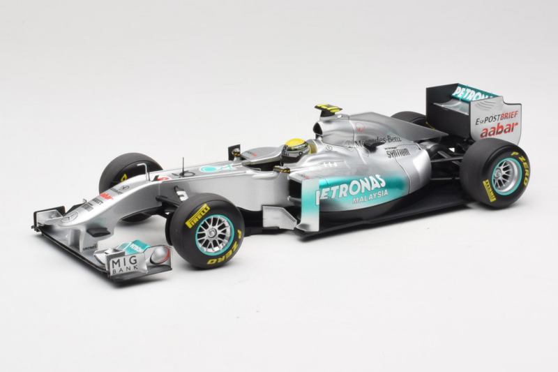 Mercedes MGP W02 #8 N. Rosberg Mercedes GP Showcar 2011 Minichamps 1:18 110110078 Metall