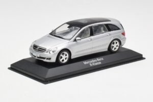 Mercedes R-Class W251 Iridium Silver Minichamps 1:43 B66962214 Metall — Bild 2 von 4