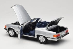 Mercedes R107 380 SL Silber Norev 1:18 183725 Metall — Bild 5 von 8