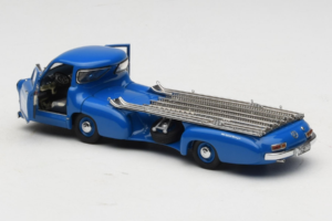 Mercedes Renntransporter Blue Wonder CMC 1:43 M-036K Metall — Bild 5 von 8