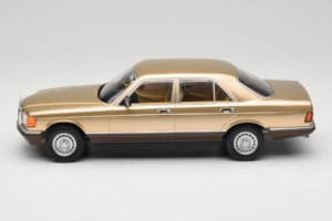 Mercedes S-Class W126 Metallic Beige MCG 1:18 MCG18548 Metall — Bild 3 von 6