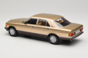 Mercedes S-Class W126 Metallic Beige MCG 1:18 MCG18548 Metall — Bild 5 von 6