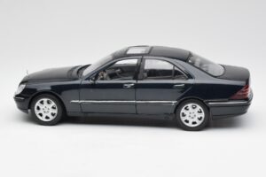 Mercedes S-Class W220 Blau Maisto 1:18 56051 Metall — Bild 4 von 8