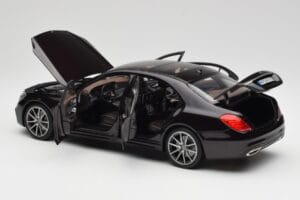 Mercedes S-Class W222 AMG Line Ruby Schwarz Metallic Norev 1:18 183483 Metall — Bild 5 von 8