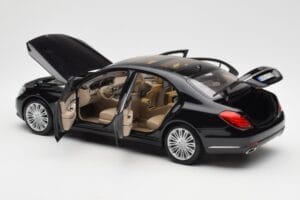 Mercedes S-Class W222 Schwarz Metallic Norev 1:18 183480 Metall — Bild 5 von 8
