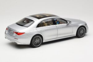 Mercedes S-Class W223 AMG Line Brilliant Silver Norev 1:18 183805 Metall — Bild 3 von 8