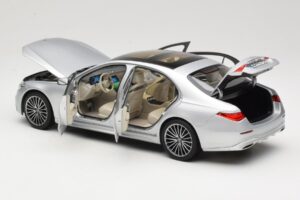 Mercedes S-Class W223 AMG Line Brilliant Silver Norev 1:18 183805 Metall — Bild 5 von 8
