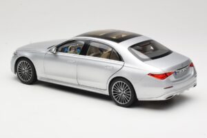 Mercedes S-Class W223 AMG Line Brilliant Silver Norev 1:18 183805 Metall — Bild 7 von 8