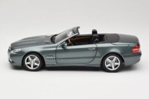Mercedes SL R230 Amiant Green Minichamps 1:18 B66962389 Metall — Bild 4 von 8