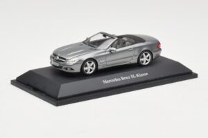 Mercedes SL R230 Palladium Silver Metallic Minichamps 1:43 B66962390 Metall — Bild 2 von 4
