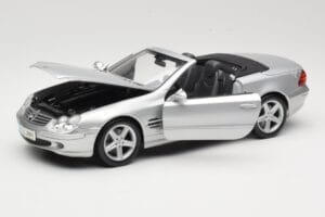 Mercedes SL R230 Silber Maisto 1:18 B66962125 Metall — Bild 2 von 8