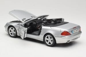 Mercedes SL R230 Silber Maisto 1:18 B66962125 Metall — Bild 5 von 8
