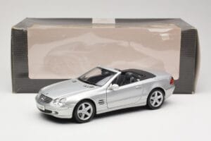 Mercedes SL R230 Silber Maisto 1:18 B66962125 Metall — Bild 8 von 8