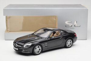 Mercedes SL R231 Magnetite Schwarz Metallic Norev 1:18 B66960107 Metall — Bild 9 von 9