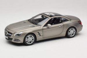 Mercedes SL500 R231 Dark Grey Matt Norev 1:18 183590 Metall — Bild 3 von 9
