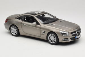 Mercedes SL500 R231 Dark Grey Matt Norev 1:18 183590 Metall — Bild 7 von 9