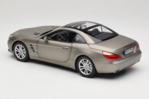 Mercedes SL500 R231 Dark Grey Matt Norev 1:18 183590 Metall — Bild 8 von 9