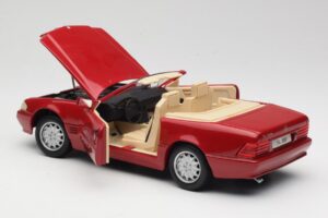 Mercedes SL500 R129 Rot Revell 1:18 08927 Metall — Bild 5 von 8