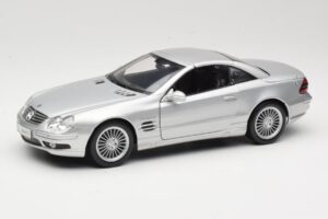 Mercedes SL55 AMG R230 Silber Maisto 1:18 36894 Metall